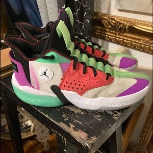 Mens size 12 gently worn Jordan React Elevation in white / multi color. Nice!